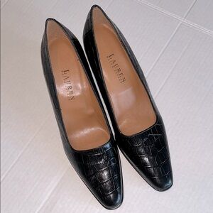 Lauren Ralph Lauren Black Croc-Embossed leather pumps. New. No box.